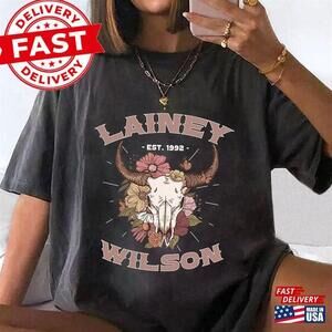 Lainey Wilson Bullhead T-Shirt Retro 90S Shirt Country Music